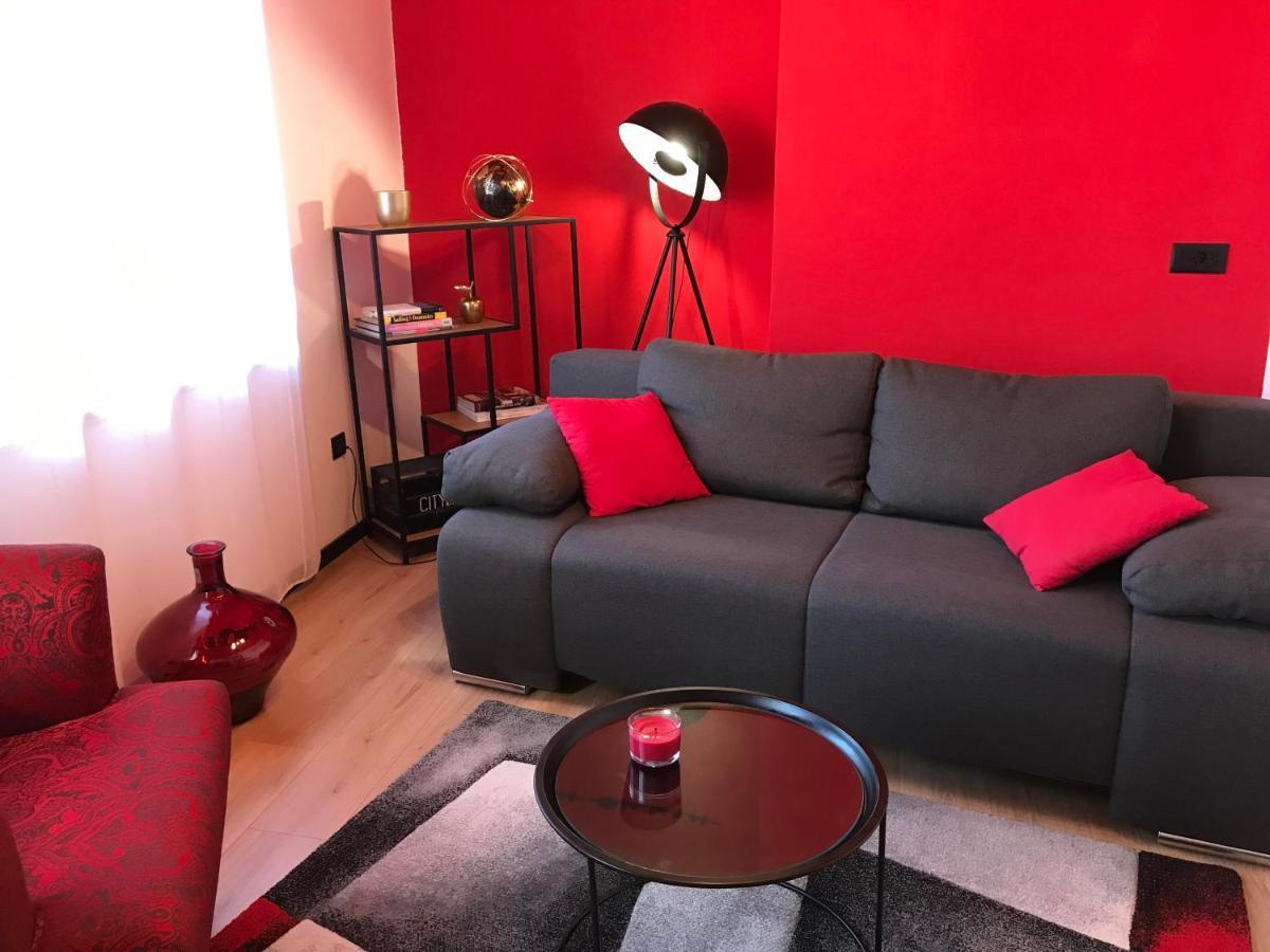 Apartments Colors Of Rijeka - Red Exterior photo